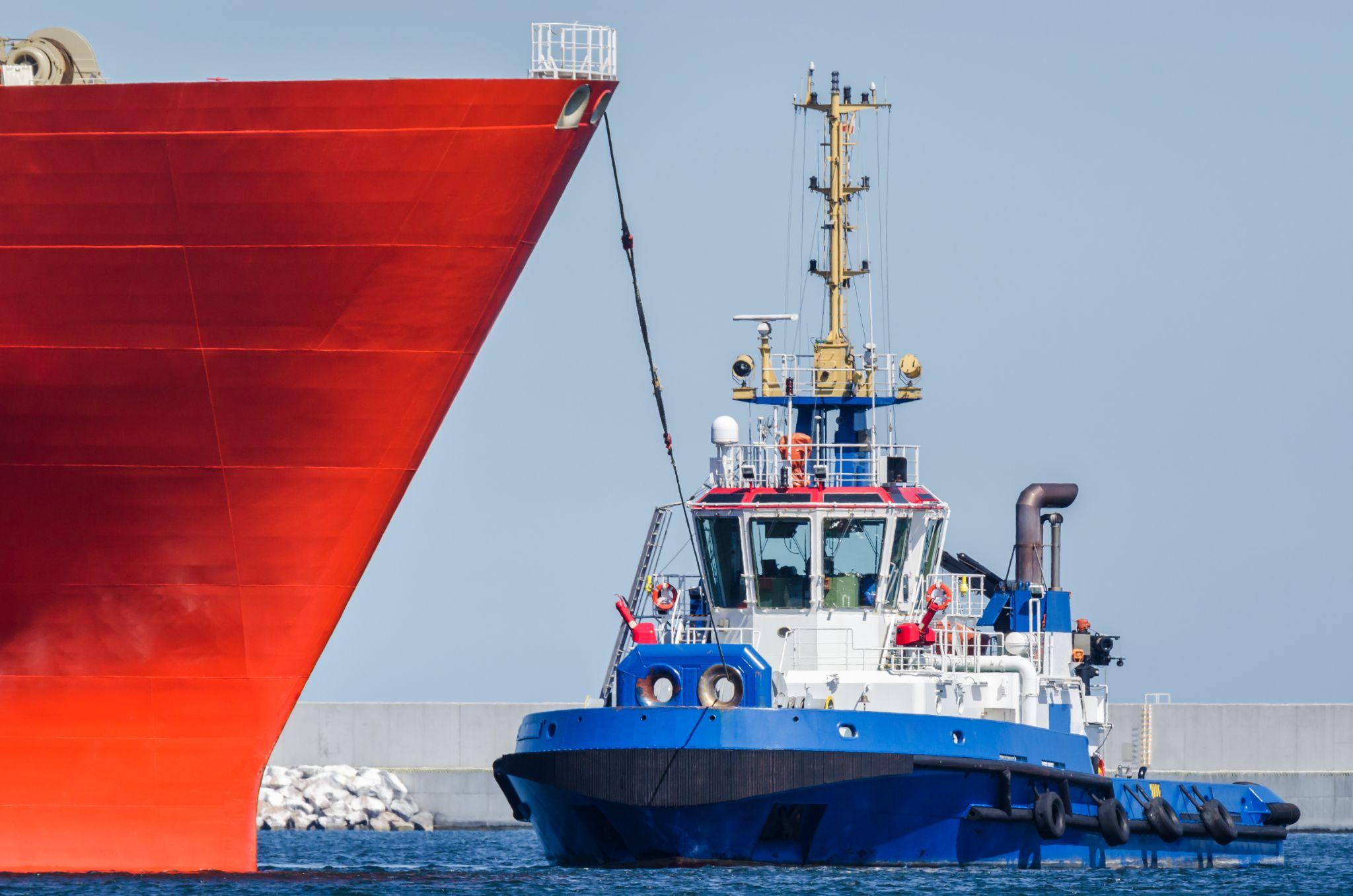 ships-maneuver-in-the-port